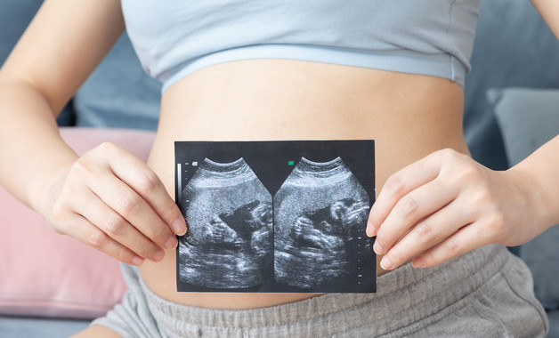 孕妈妈孕期喝牛奶须注意
