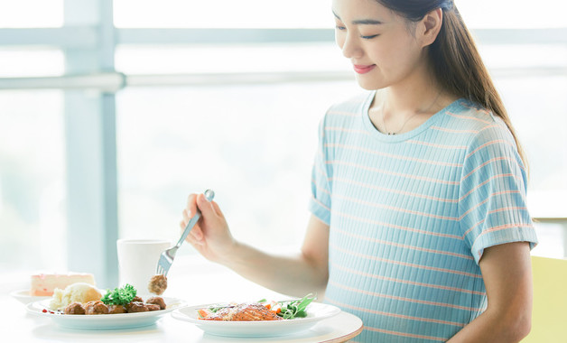这些因素影响子宫内胎儿的智力